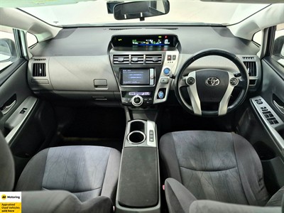 2012 Toyota Prius - Thumbnail