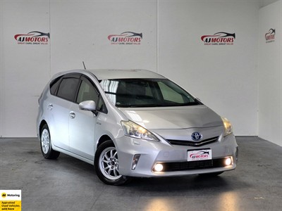 2012 Toyota Prius - Thumbnail