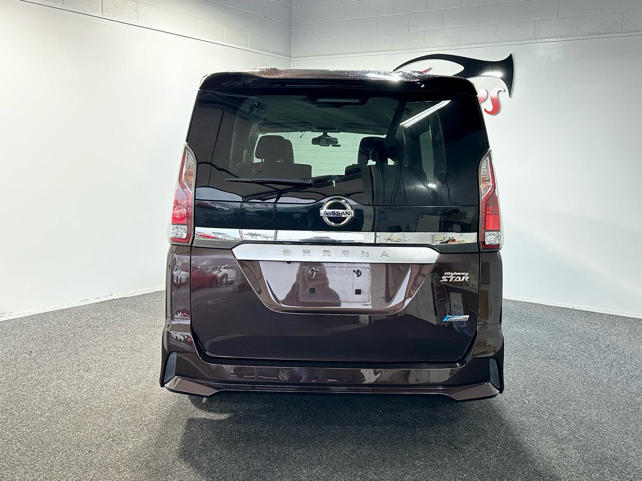 2017 Nissan Serena
