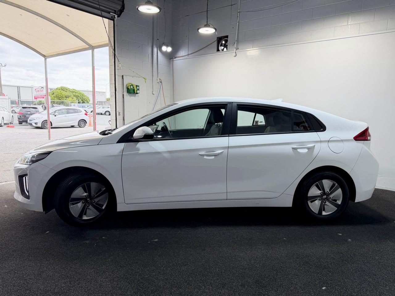 2022 Hyundai IONIQ