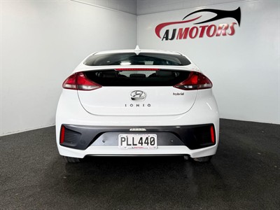 2022 Hyundai IONIQ - Thumbnail