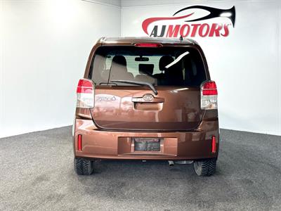 2012 Toyota Spade - Thumbnail