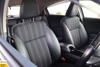 2015 Honda Vezel - Thumbnail