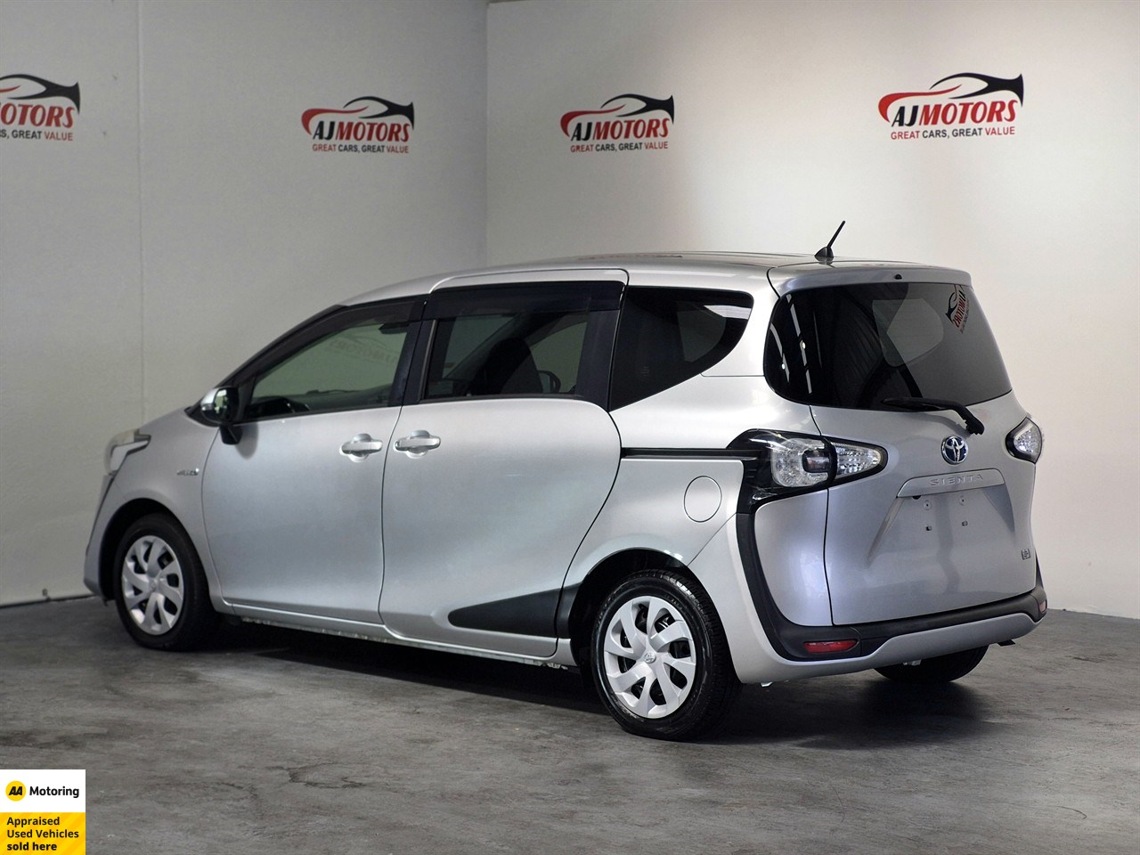 2017 Toyota Sienta