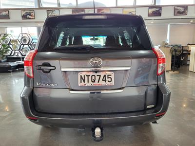 2009 Toyota Vanguard - Thumbnail