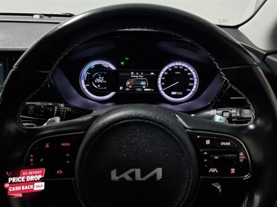 2022 Kia Niro - Thumbnail