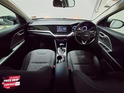 2022 Kia Niro - Thumbnail