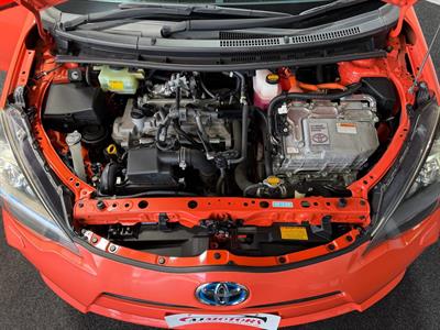 2014 Toyota Aqua - Thumbnail