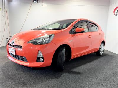 2014 Toyota Aqua - Thumbnail