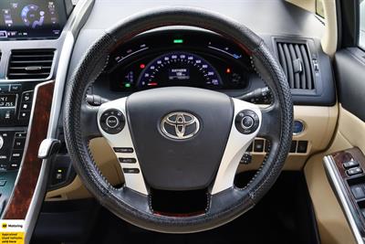 2013 Toyota Sai - Thumbnail