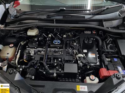 2018 Toyota C-HR - Thumbnail