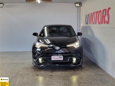 2018 Toyota C-HR - Thumbnail