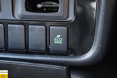 2021 Mitsubishi Outlander - Thumbnail