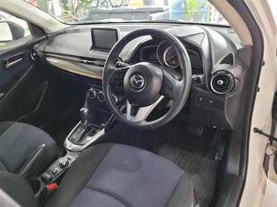 2015 Mazda Demio - Thumbnail