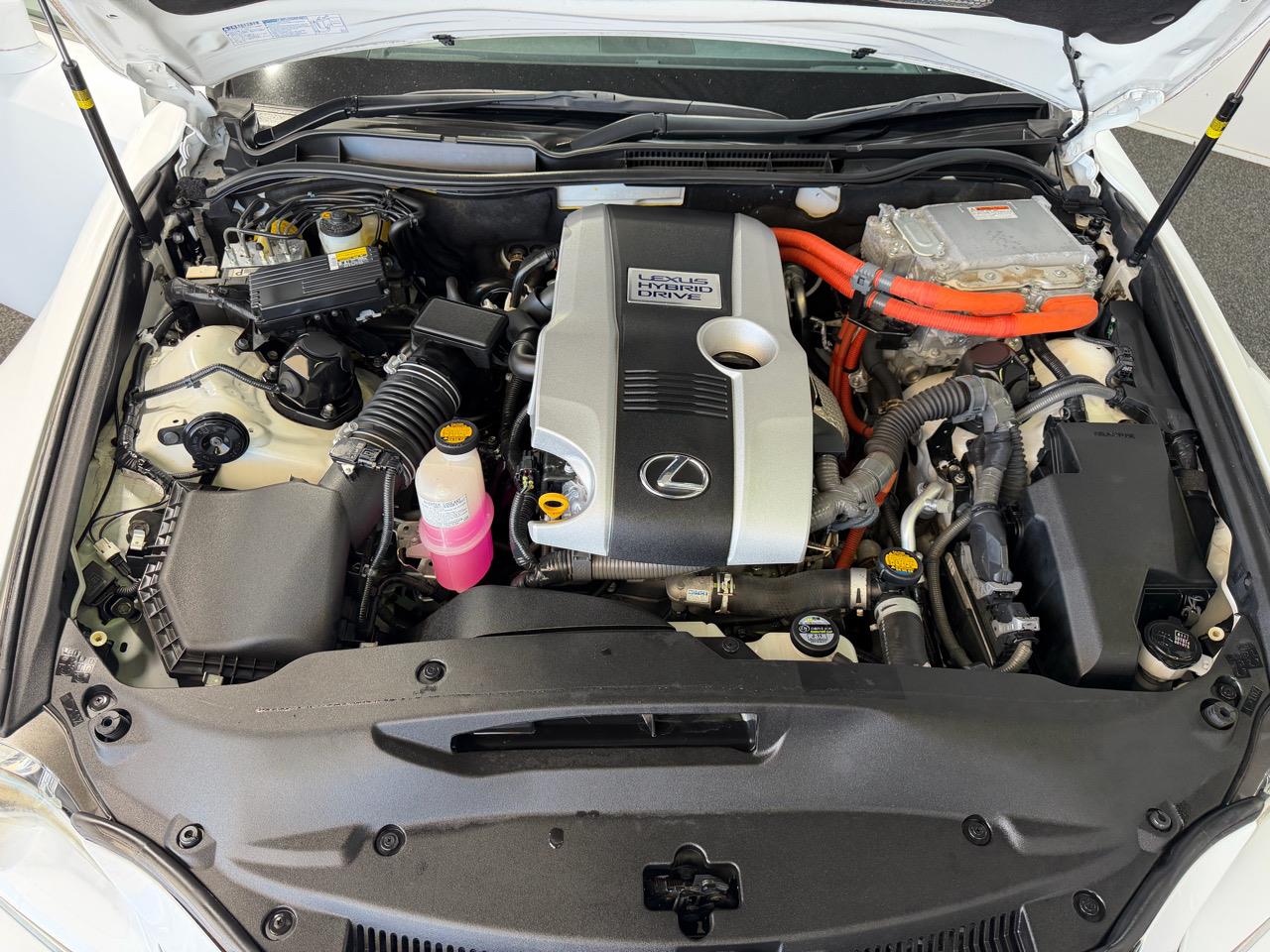 2013 Lexus IS 300h