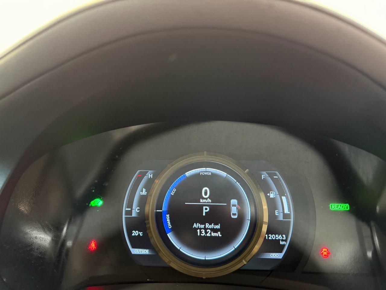 2013 Lexus IS 300h