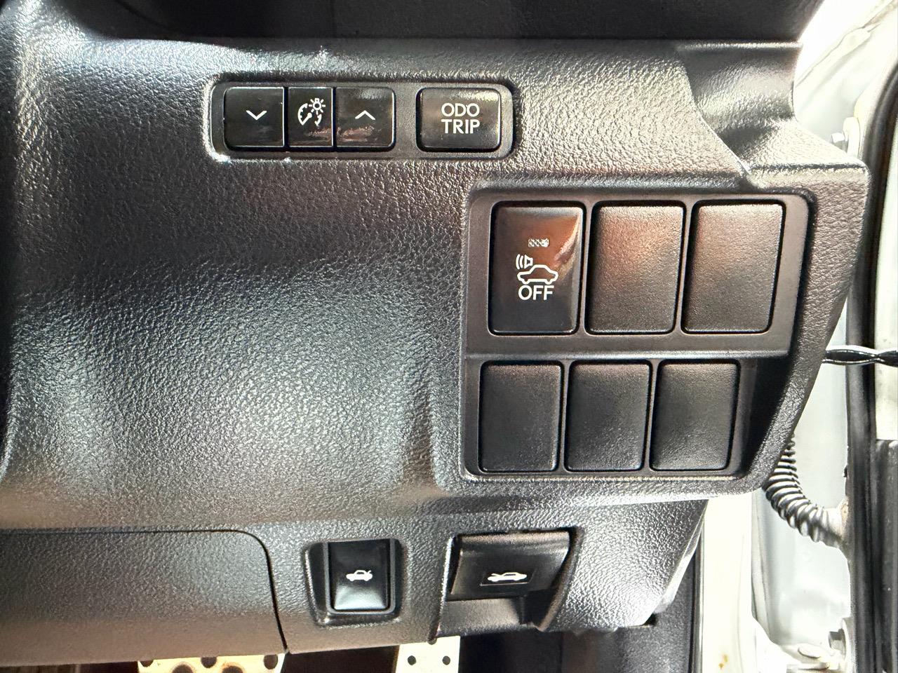 2013 Lexus IS 300h