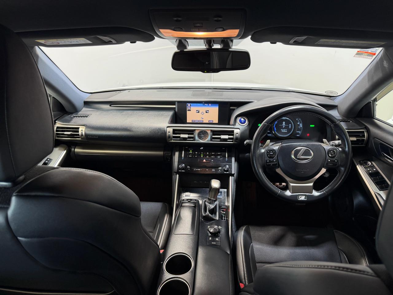 2013 Lexus IS 300h
