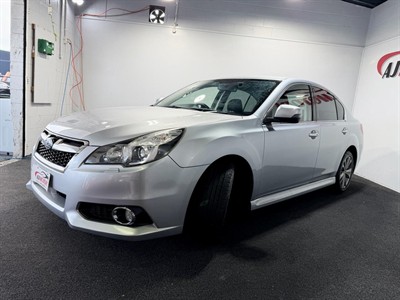 2013 Subaru Legacy - Thumbnail