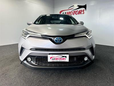 2017 Toyota C-HR - Thumbnail
