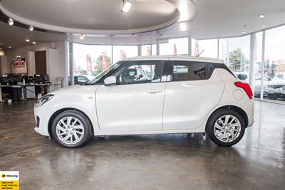 2021 Suzuki Swift - Thumbnail