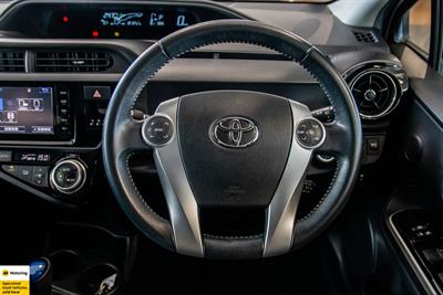 2015 Toyota Aqua - Thumbnail