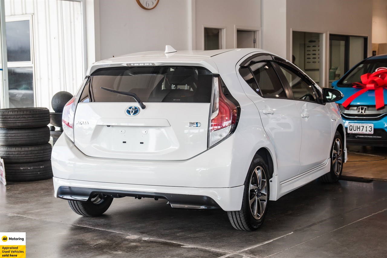 2015 Toyota Aqua