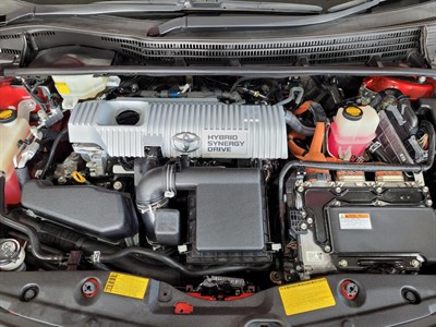2013 Toyota Prius - Thumbnail
