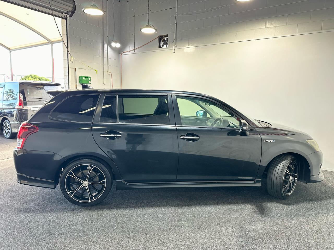 2013 Toyota COROLLA FIELDER