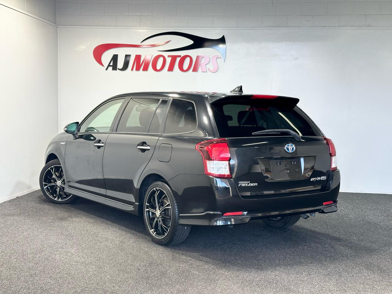 2013 Toyota COROLLA FIELDER