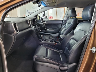 2016 Kia Sportage - Thumbnail