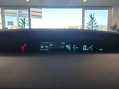 2014 Toyota Prius - Thumbnail