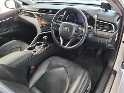 2017 Toyota Camry - Thumbnail