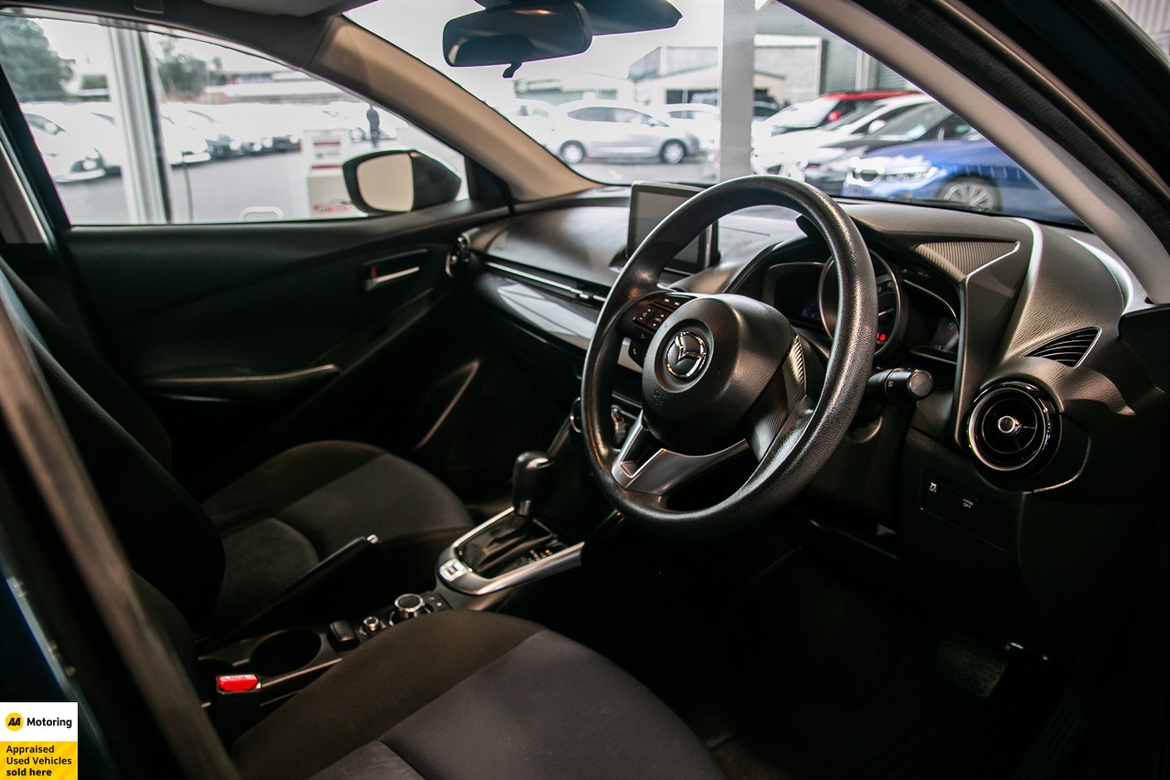 2014 Mazda Demio
