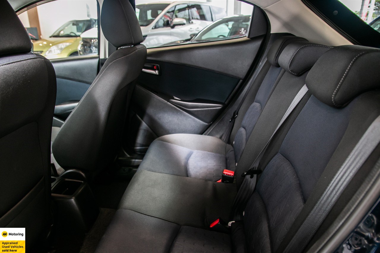 2014 Mazda Demio