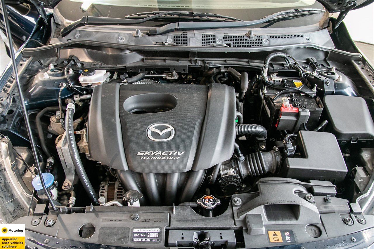 2014 Mazda Demio