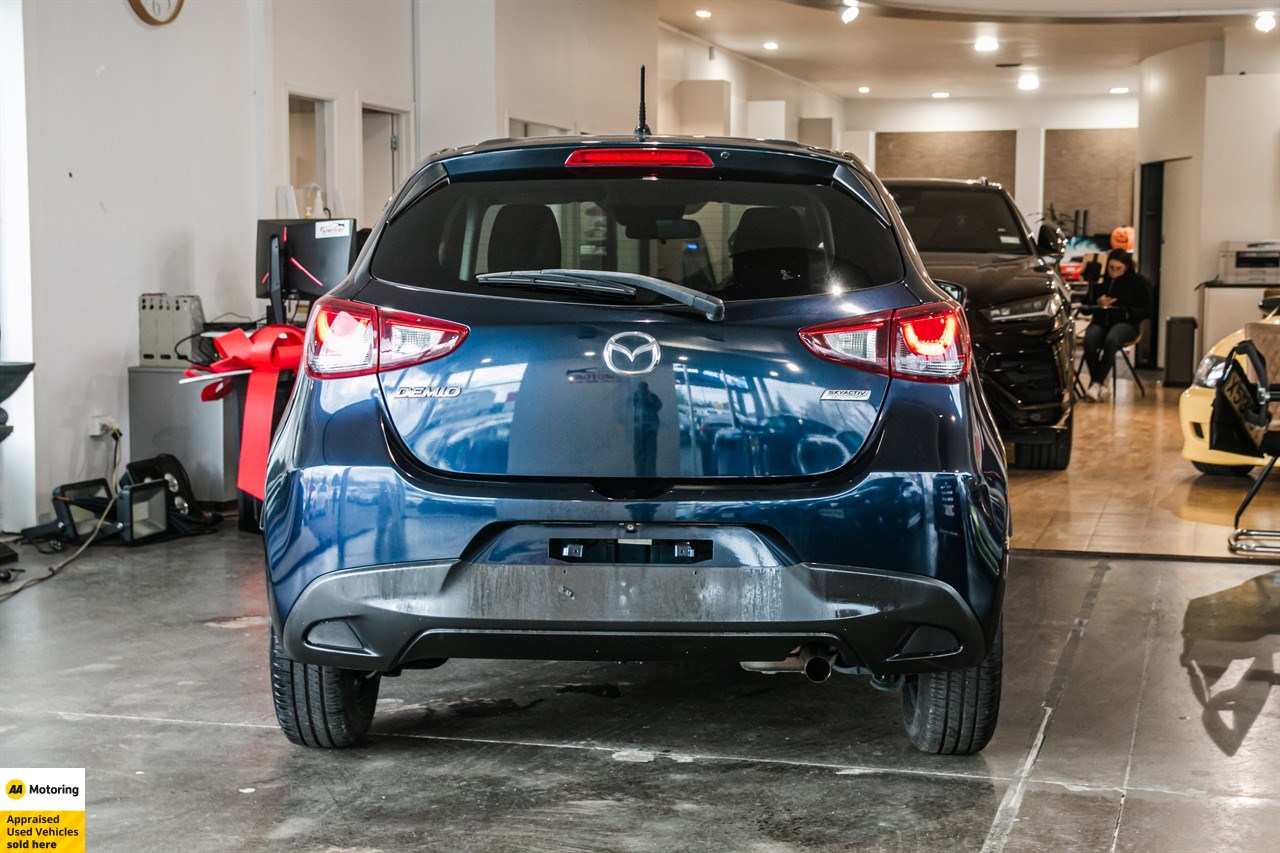 2014 Mazda Demio