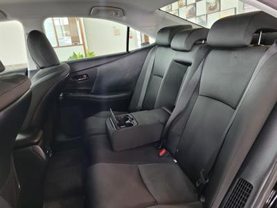 2010 Lexus HS250H - Thumbnail