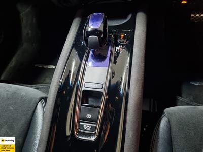 2017 Honda Vezel - Thumbnail