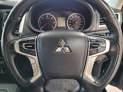 2018 Mitsubishi Triton - Thumbnail