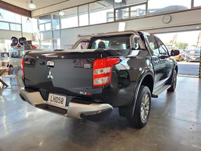 2018 Mitsubishi Triton - Thumbnail