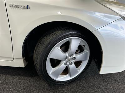 2013 Toyota Prius - Thumbnail