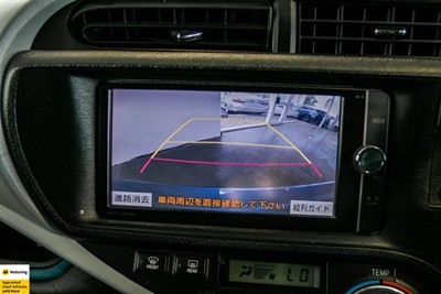 2014 Toyota Aqua - Thumbnail