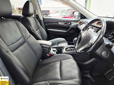 2017 Nissan XTRAIL - Thumbnail