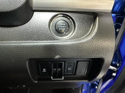 2014 Suzuki Swift - Thumbnail