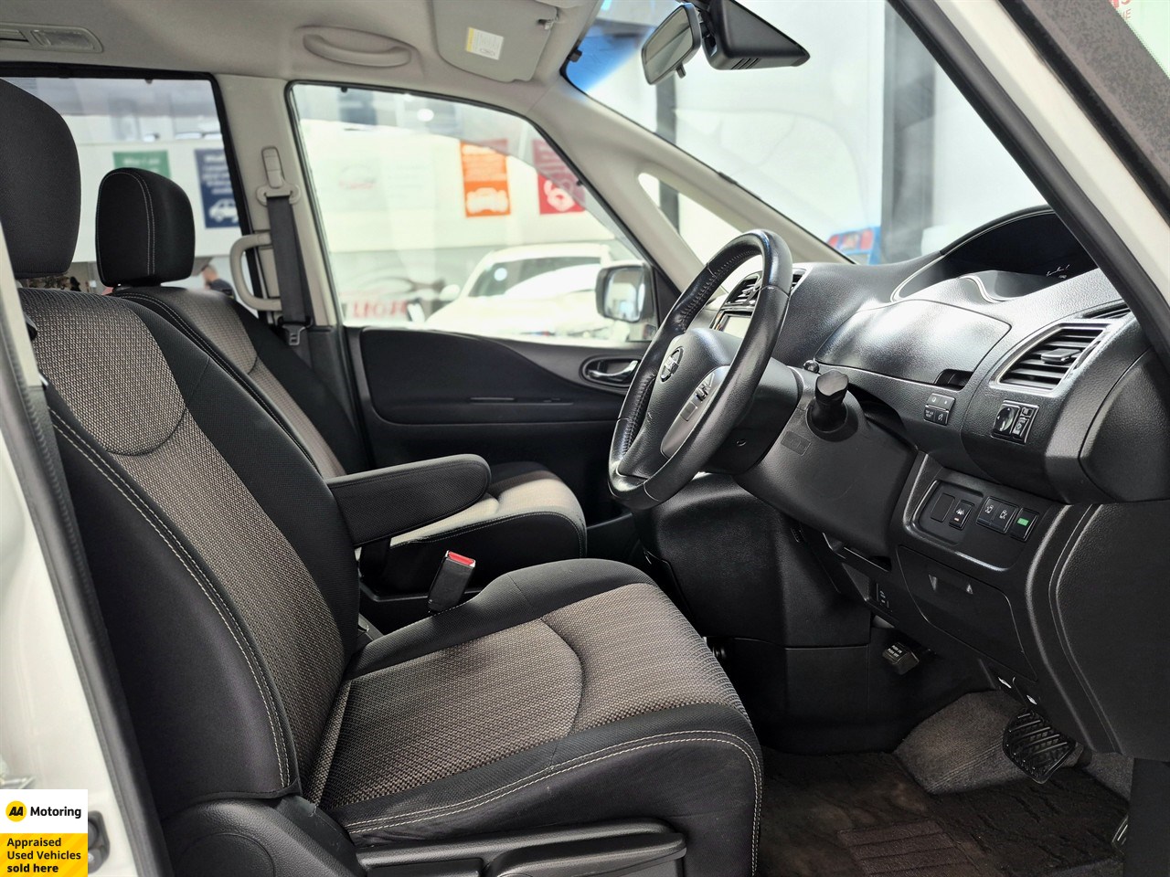2014 Nissan Serena