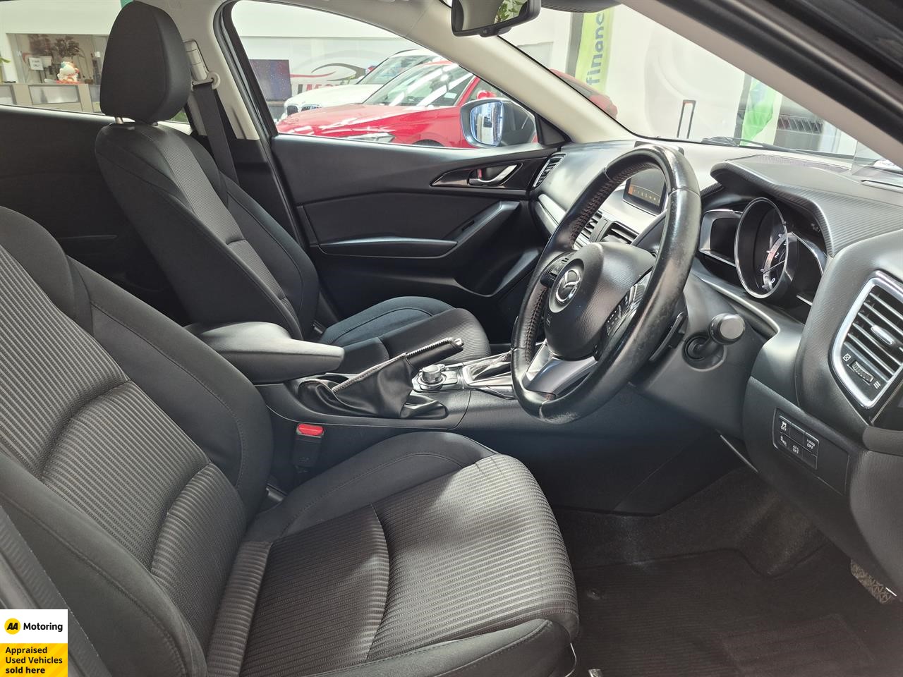 2016 Mazda Axela