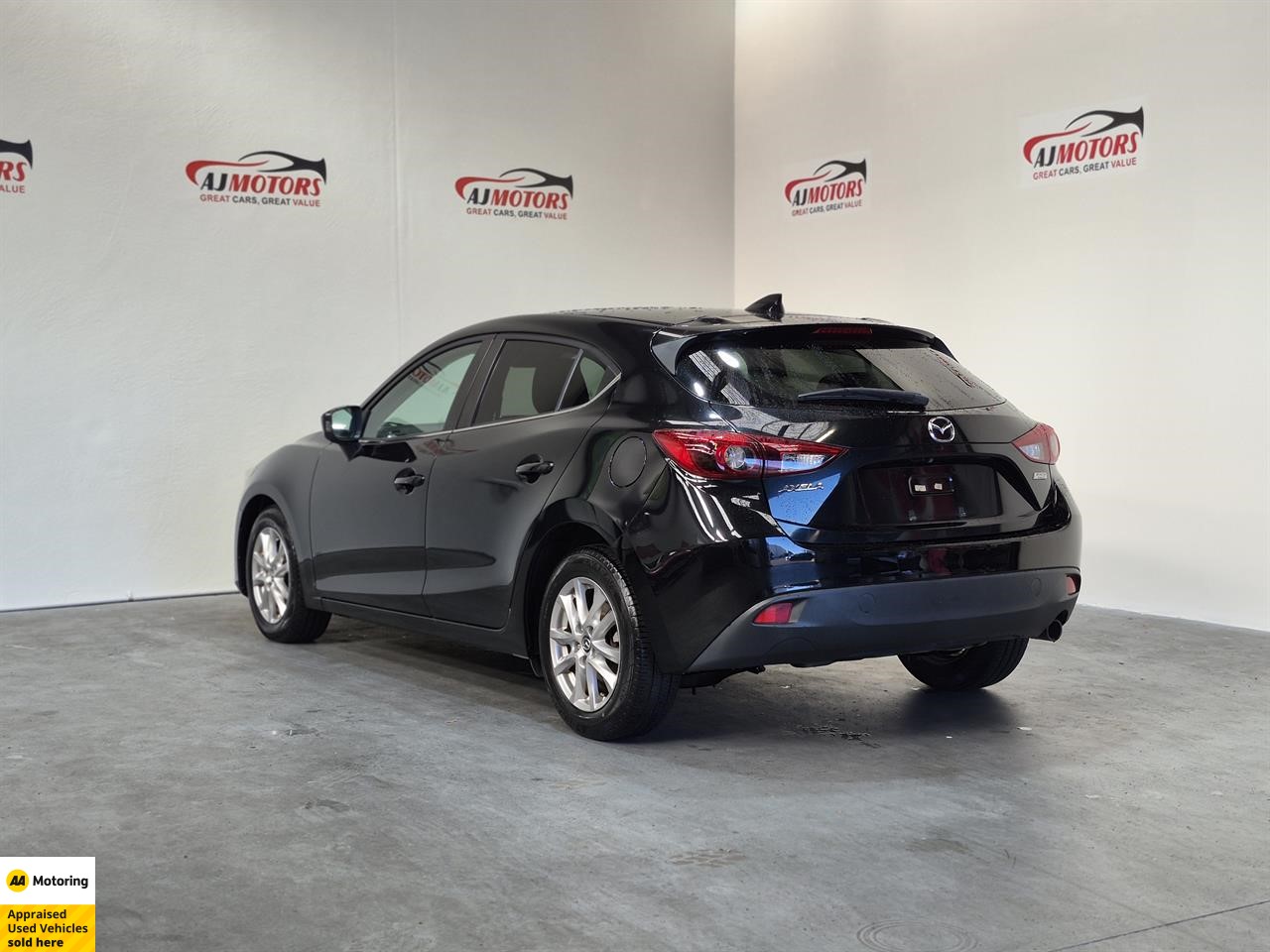 2016 Mazda Axela