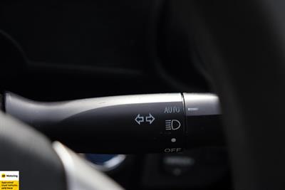 2013 Toyota Aqua - Thumbnail