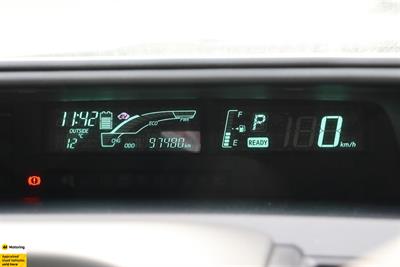 2013 Toyota Aqua - Thumbnail